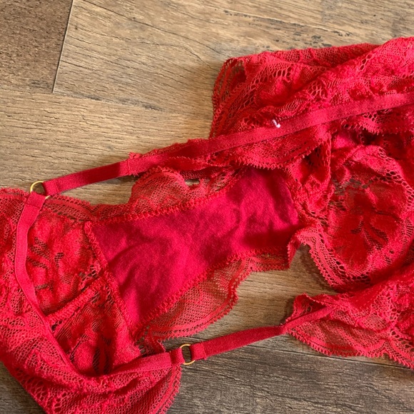 VS Very Sexy Christmas Lace String Bikini Panty - Picture 8 of 11